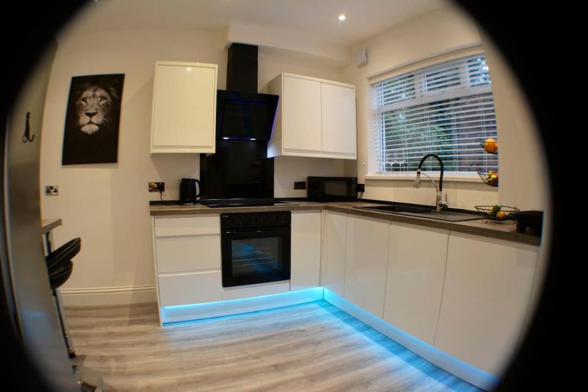 Manchester Holiday Home *